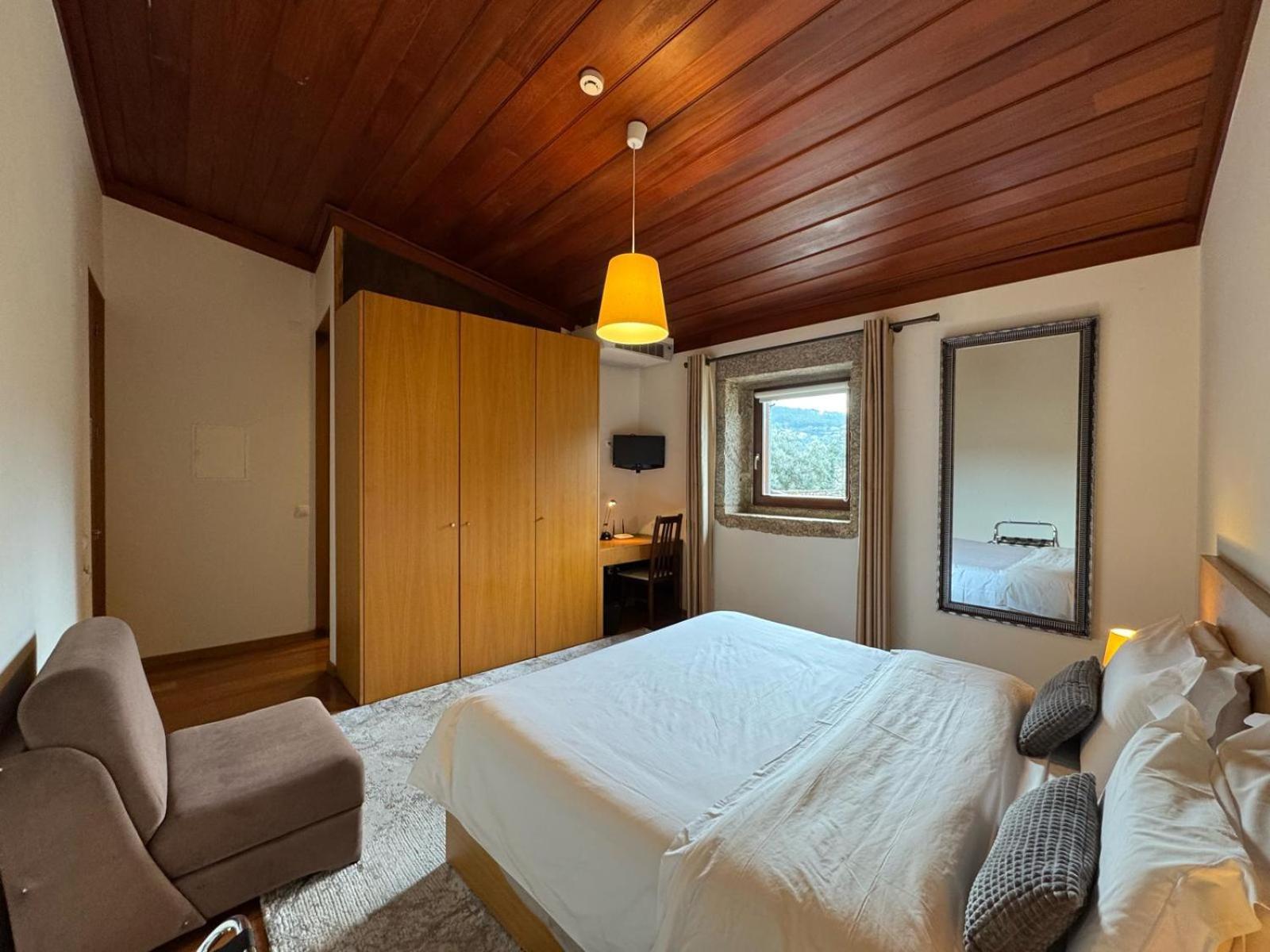 Hotel Rural Alves - Braga - Casa Alves De Torneiros Penso Dış mekan fotoğraf